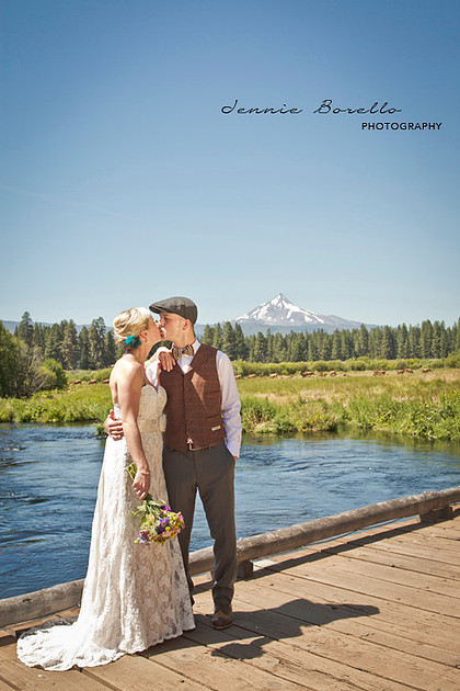 Central Oregon Wedding Photographer