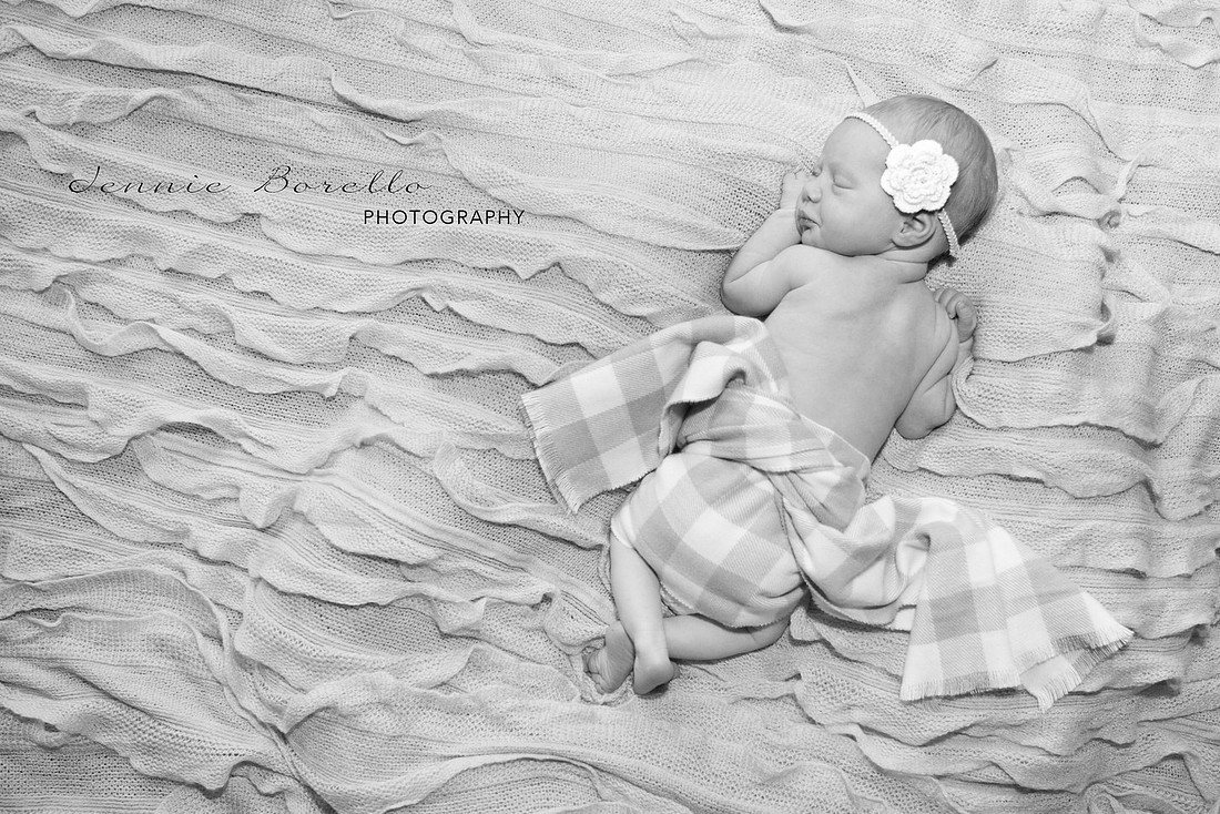 Portland, Oregon Newborn Photographer