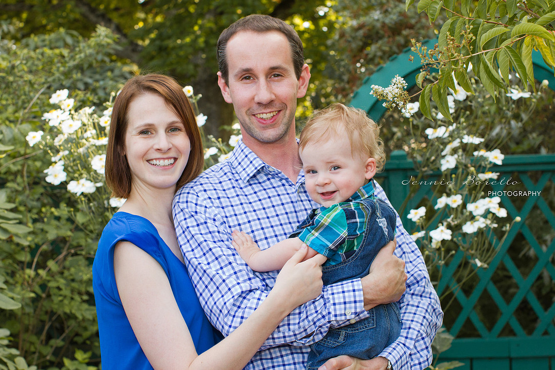 Portland Family Photographer at Historic Deepwood Estate in Salem, Oregon