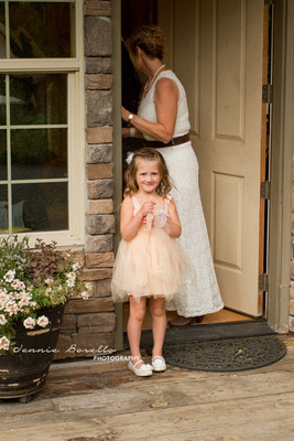Portland wedding photographer at High Valley Estate in Battleground, Washington