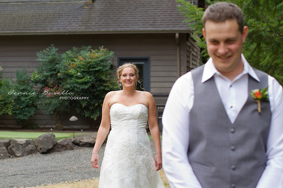 Portland wedding photographer at High Valley Estate in Battleground, Washington
