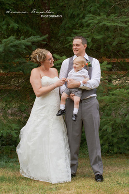 Portland wedding photographer at High Valley Estate in Battleground, Washington