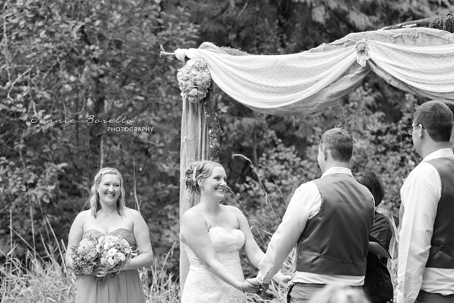 Portland wedding photographer at High Valley Estate in Battleground, Washington