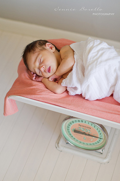 Portland Newborn and Children's Photographer in Wilsonville, Oregon. 
