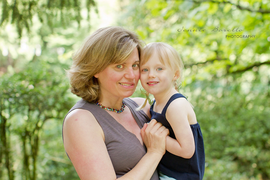 Portland Family and Children's Photographer in Laurelhurst Park, Portland, Oregon