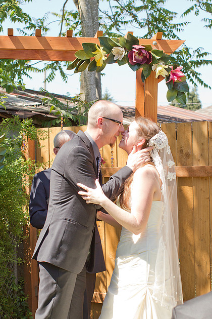 Portland, Oregon Wedding Photographer in SE Portland