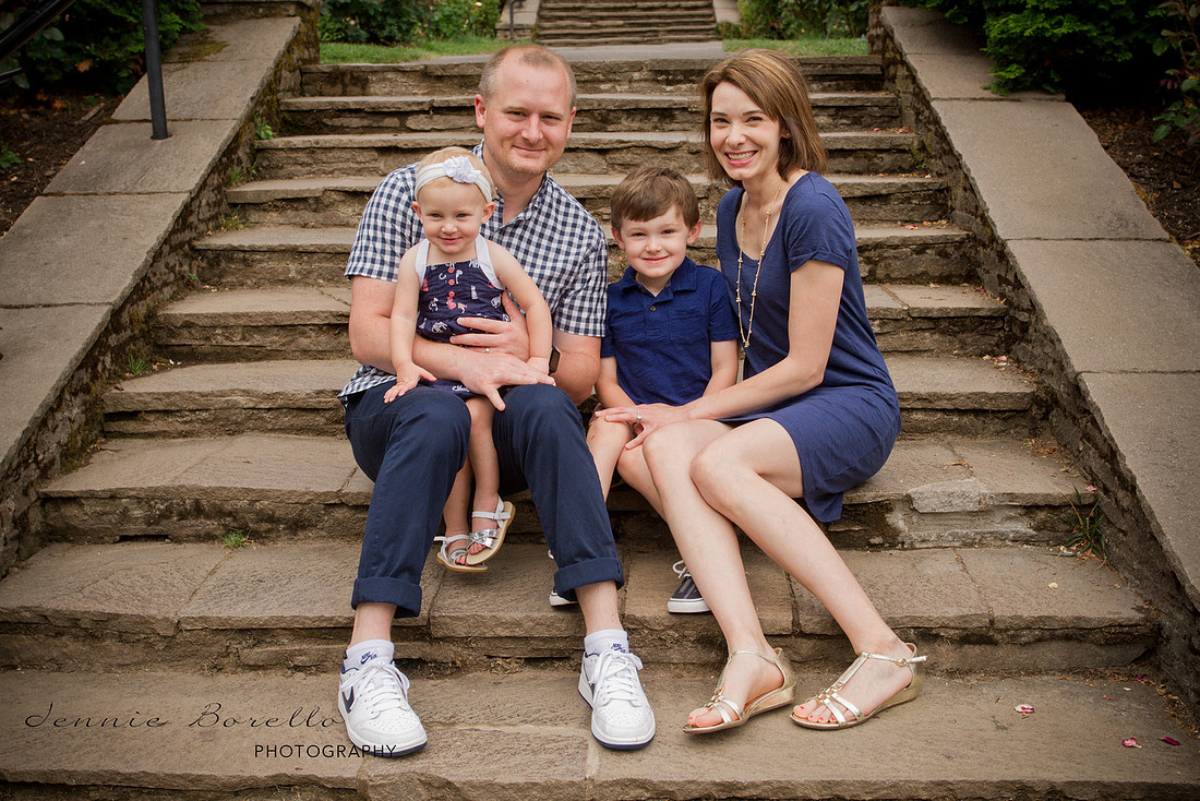 Portland, Oregon Family Photographer at the Rose Gardens.
