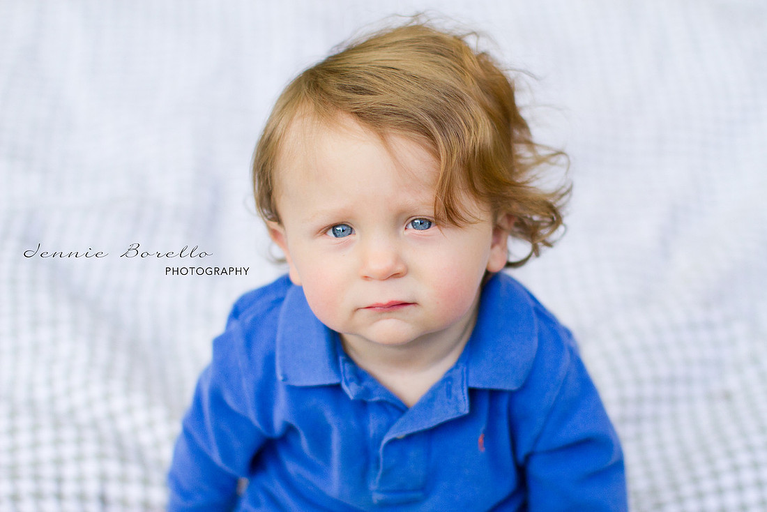 Portland Children and Family Photographer in Sellwood, Portland, Oregon. 1-year photography session.