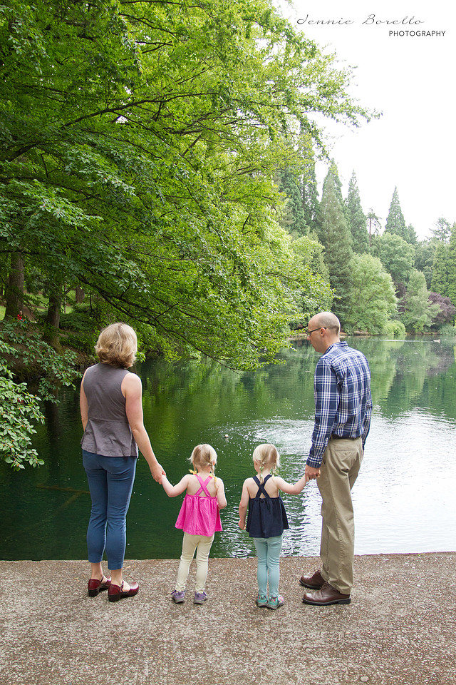 Portland Family and Children's Photographer in Laurelhurst Park, Portland, Oregon