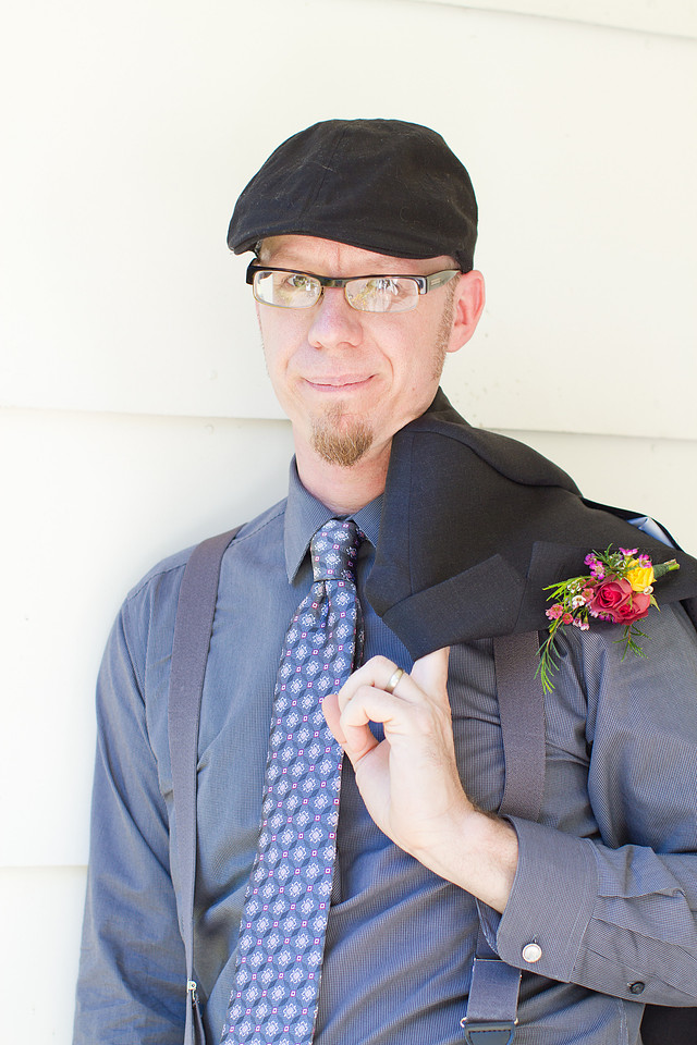 Portland, Oregon Wedding Photographer in SE Portland