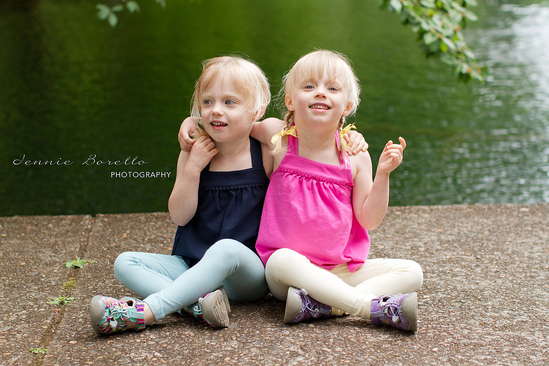 Portland Family and Children's Photographer in Laurelhurst Park, Portland, Oregon