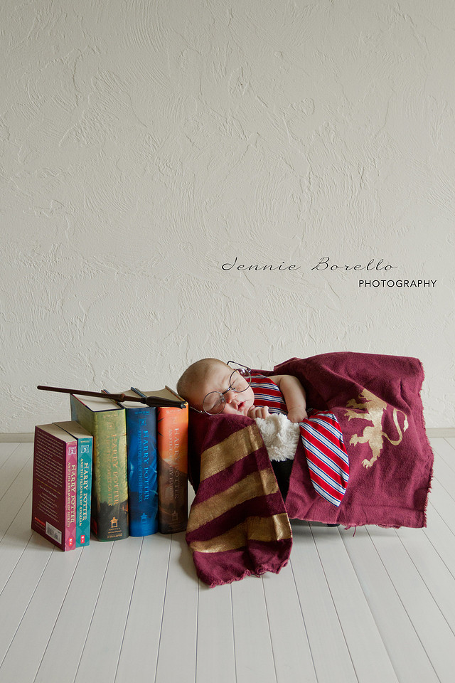 Portland Newborn and Family Photographer in Albany, Oregon.