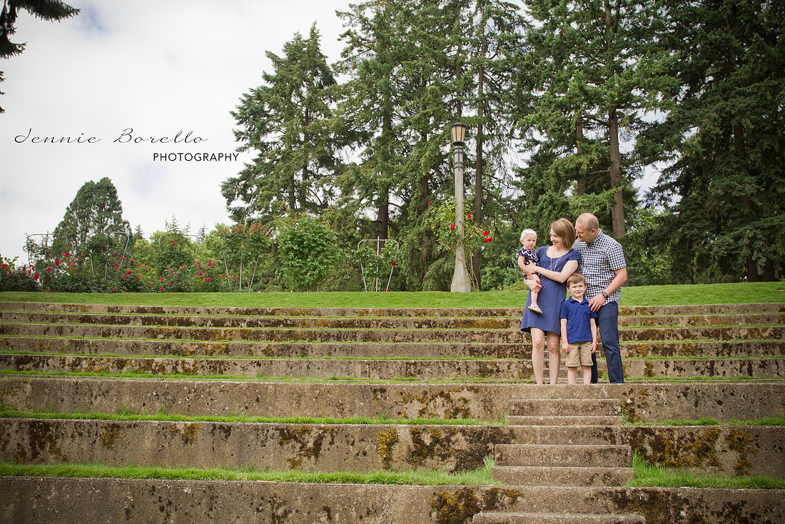 Portland, Oregon Family Photographer at the Rose Gardens.
