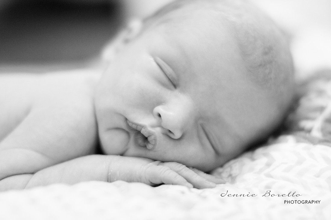 Portland Newborn and Family photographer.