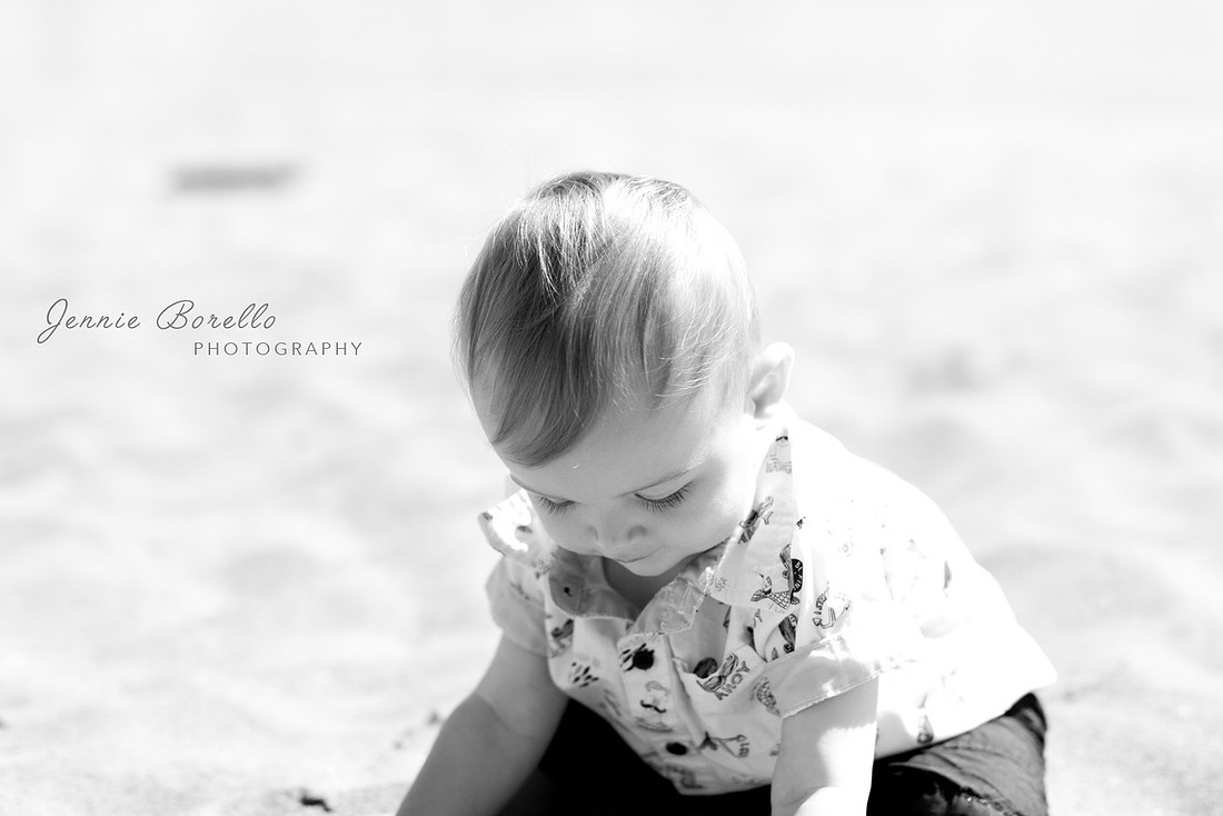 Portland baby, children and family photographer at Sauvie Island beach