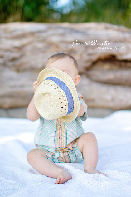 Portland baby, children and family photographer at Sauvie Island beach