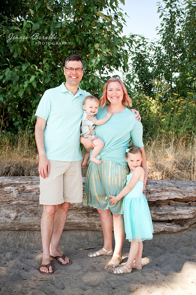 Portland baby, children and family photographer at Sauvie Island beach