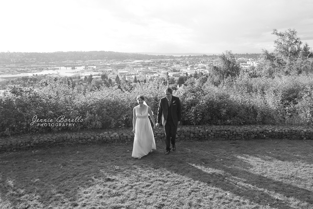 Seattle Wedding at Fremont Peak Park