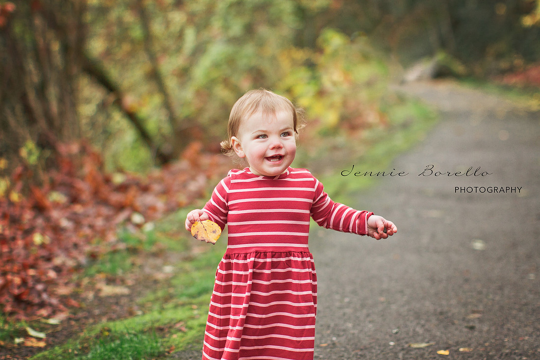 Portland Family and Children Photographer at George Rogers Park in Lake Oswego
