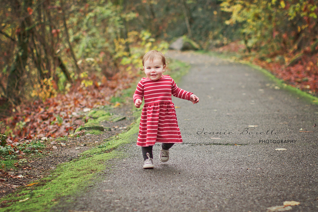 Portland Family and Children Photographer at George Rogers Park in Lake Oswego