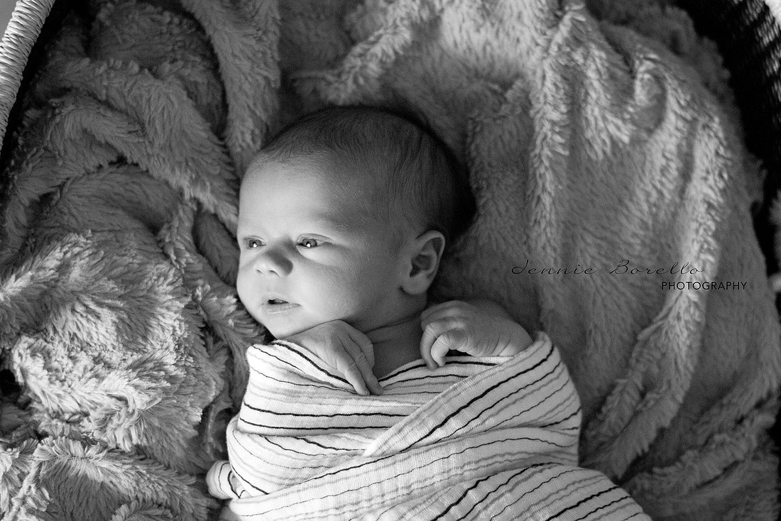 Portland Newborn and Family Photographer in Salem, Oregon